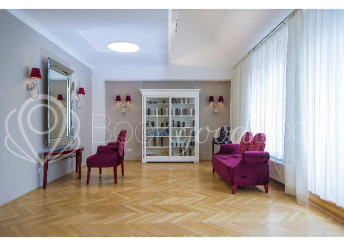 ULER HAIRDRESSING LTD & Co KG